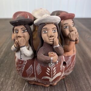 Peruvian Folk Art Terracotta Clay Circle 6 Women Gossiping Whistle Figurine 5"